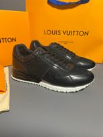LV Sneakers Shoes ( حذاء “لوي سنيكرز)