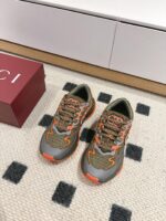 Chunky Shoes (أحذية سميكة)