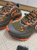 Chunky Shoes (أحذية سميكة) - Image 2