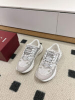 Chunky Shoes (أحذية سميكة)