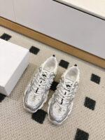 D Chrono Sneakers ( دي حذاء كرونو سنيكرز )