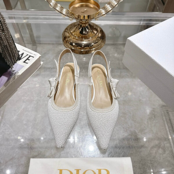 D Slingback Pump (حذاء دي سلاينج باك)