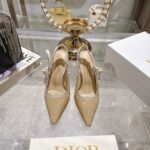 D Slingback Pump (حذاء دي سلاينج باك)