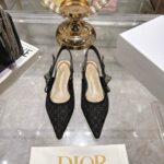 D Slingback Pump (حذاء دي سلاينج باك)