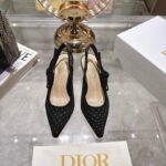 D Slingback Pump (حذاء دي سلاينج باك)