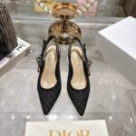 D Slingback Pump (حذاء دي سلاينج باك)