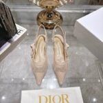 D Slingback Pump (حذاء دي سلاينج باك)