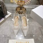 D Slingback Pump (حذاء دي سلاينج باك)