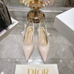 D Slingback Pump (حذاء دي سلاينج باك)