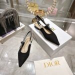 D Slingback Pump (حذاء دي سلاينج باك)