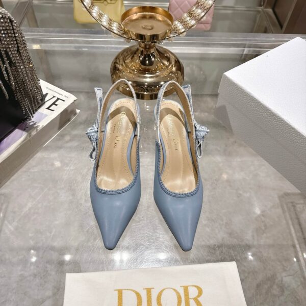 D Slingback Pump (حذاء دي سلاينج باك)