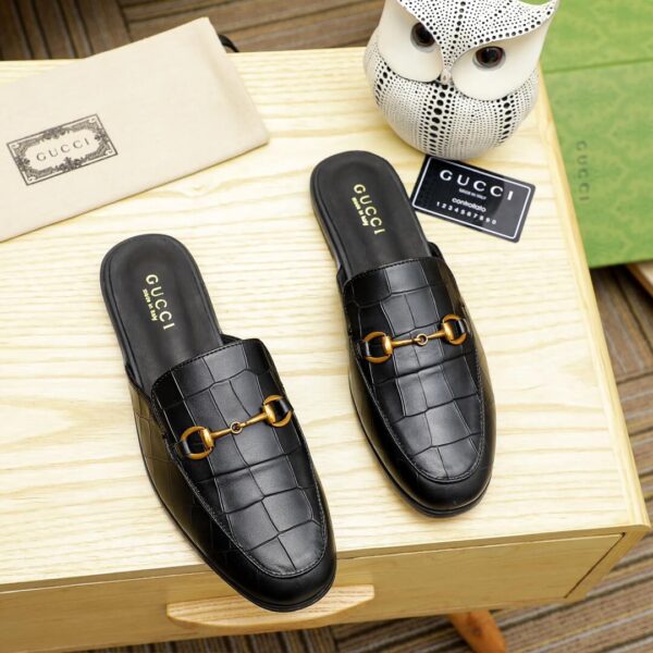 G Slide Mule (حذاء سلايد G )