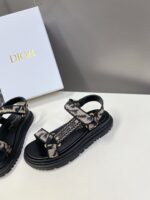 D-Wave Sandal ( دي-ويف صندل) - Image 3