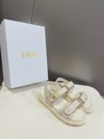 D-Wave Sandal ( دي-ويف صندل) - Image 3