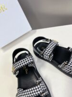 D-Wave Sandal ( دي-ويف صندل) - Image 4