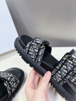 D-Wave Sandal ( دي-ويف صندل) - Image 6