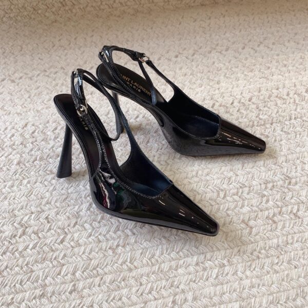 Toe High-Heeled Sandals ( بكعب عالٍ بمقدمة مفتوحة صندل)