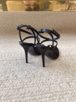 Toe-Thong Satin Sandals ( سان لوران ساتان صندل) - Image 5