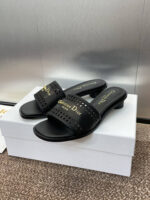 D Slip-on Sandals ( دي سليب أون صنادل) - Image 8