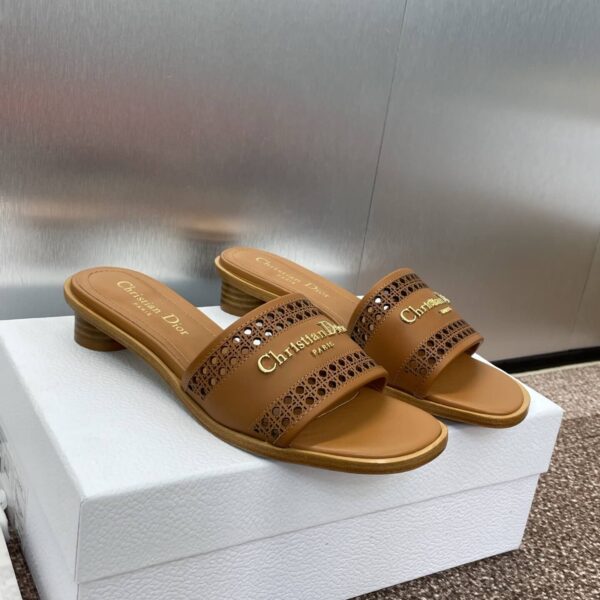 D-Lane Mules (دي حذاء  لين ميول )