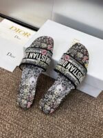 D Slip-on Sandals ( دي سليب أون صنادل) - Image 5