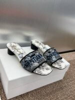 D Slip-on Sandals ( دي سليب أون صنادل) - Image 8