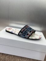 D Slip-on Sandals ( دي سليب أون صنادل) - Image 2