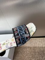 D Slip-on Sandals ( دي سليب أون صنادل) - Image 8