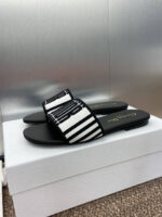 D Slip-on Sandals ( دي سليب أون صنادل) - Image 7
