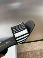 D Slip-on Sandals ( دي سليب أون صنادل) - Image 8
