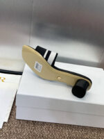 D Slip-on Sandals ( دي سليب أون صنادل) - Image 5