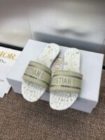 D Slip-on Sandals ( دي سليب أون صنادل) - Image 9