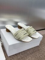 D Slip-on Sandals ( دي سليب أون صنادل) - Image 3