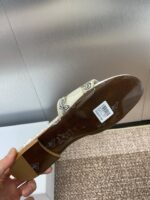 D Slip-on Sandals ( دي سليب أون صنادل) - Image 2