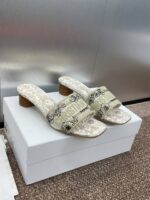 D Slip-on Sandals ( دي سليب أون صنادل)