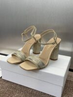D High-Heeled Crystal Sandals ( دي بكعب عالٍ كريستال صندل)