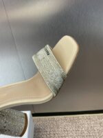 D High-Heeled Crystal Sandals ( دي بكعب عالٍ كريستال صندل) - Image 7