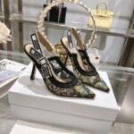 D Slingback Pump (حذاء دي سلاينج باك)