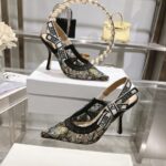 D Slingback Pump (حذاء دي سلاينج باك) - Image 9