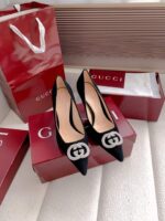 Alicia pump ( حذاء أليسيا بكعب)