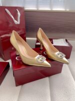 Alicia pump ( حذاء أليسيا بكعب) - Image 4