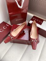 "Erin" Horsebit Pumps (حذاء "إيرين هورسبيت) - Image 6