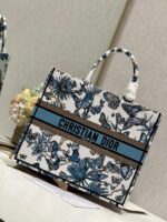 D Book Tote Shopping Bag (حقيبة تسوق دي بوك توت) - Image 5