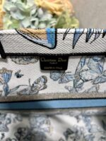 D Book Tote Shopping Bag (حقيبة تسوق دي بوك توت) - Image 6