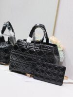 D Toujours Handbag (حقيبة دي توجور) - Image 9