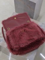 Generic Autumn/Winter Plush Bag (حقيبة قطيفة عامة لموسم الخريف/الشتاء) - Image 3