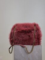 Generic Autumn/Winter Plush Bag (حقيبة قطيفة عامة لموسم الخريف/الشتاء) - Image 6